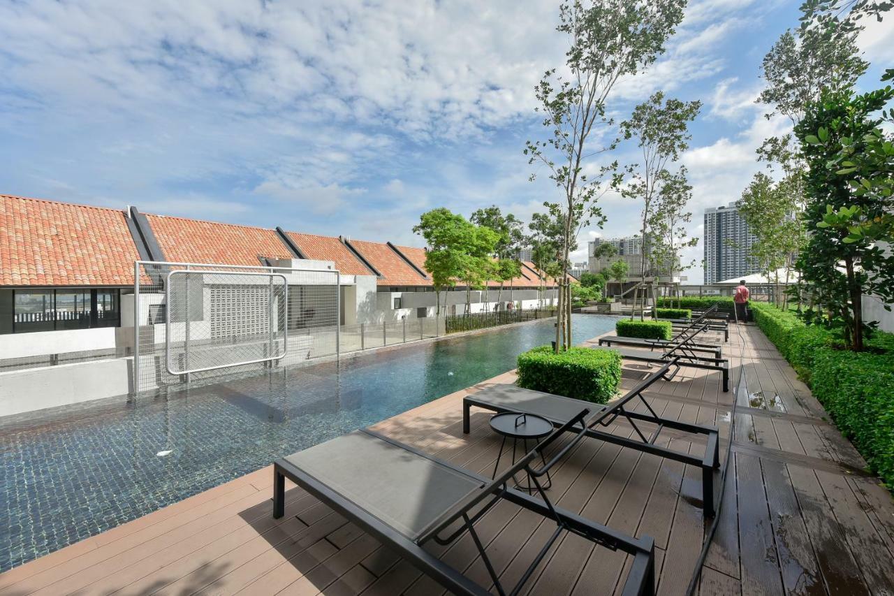 Tamarind Suites By Subhome Cyberjaya Exterior photo